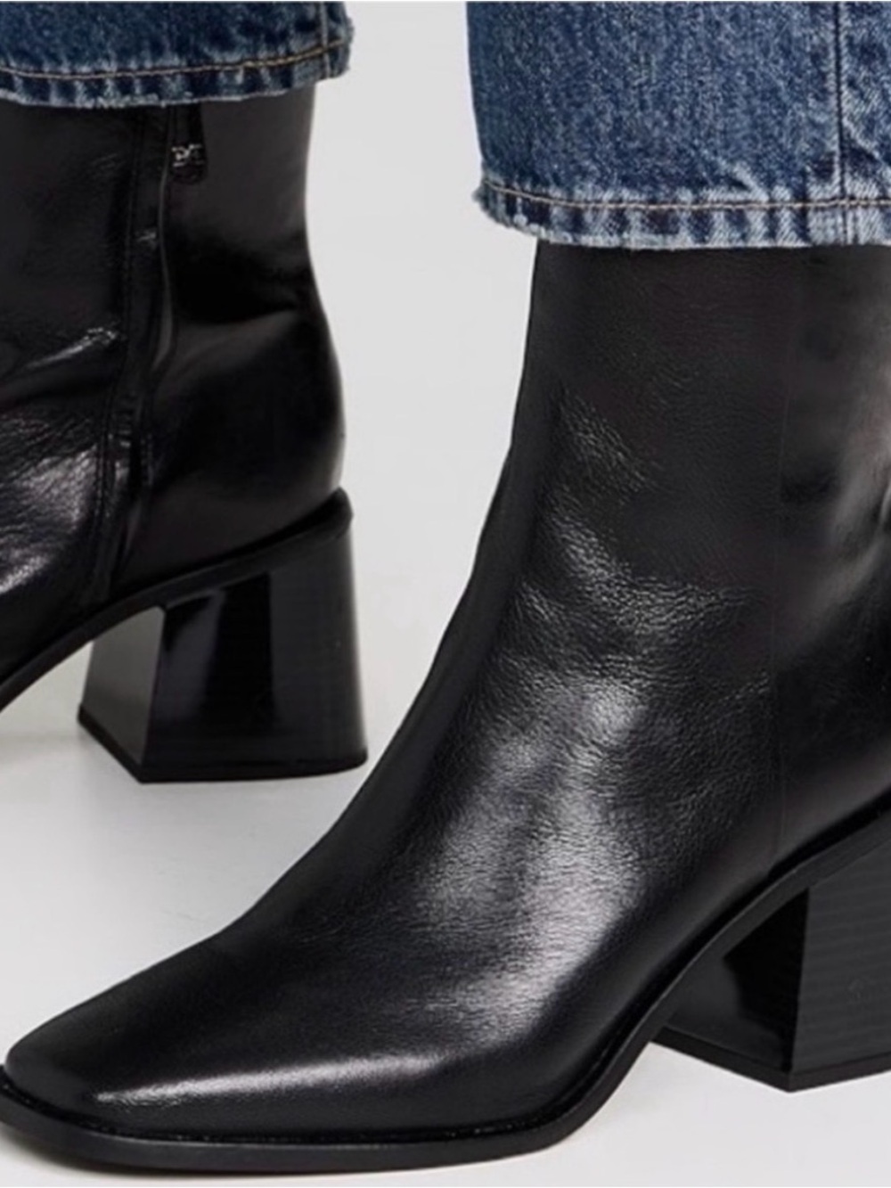 Good Condition Sam Eldeman Winnie Black Leather Square Toe Bootie Size 8
